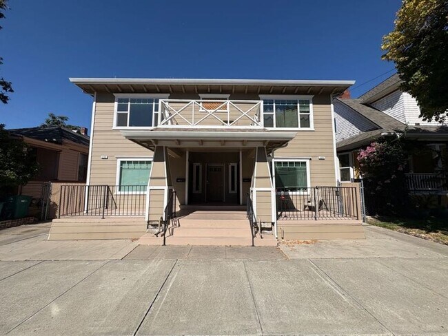 Primary Photo - Remodeled Two Bedroom Quadplex Unit