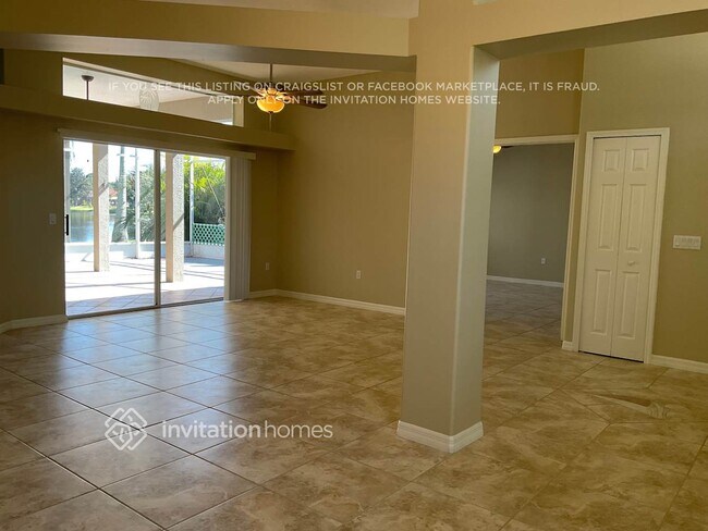 Building Photo - 874 Shoshone Ln