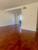 Building Photo - 7115 Etiwanda Ave