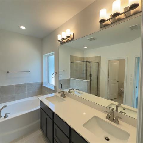 Building Photo - 2114 Bloomsbury Ln