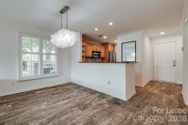 Building Photo - 646 Portside Dr