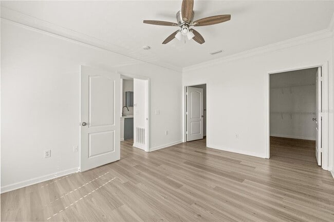 Building Photo - 18006 Villa Creek Dr