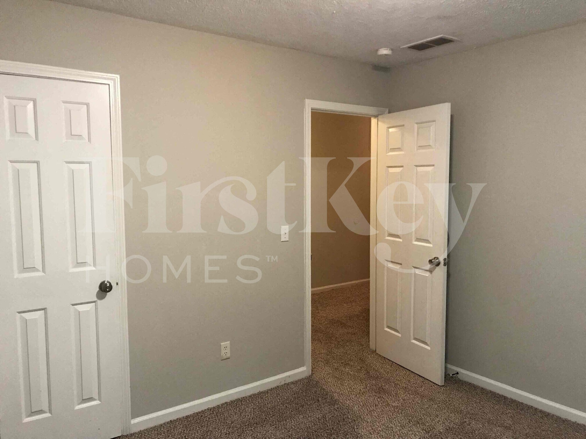 Building Photo - 9129 Village Dr NW