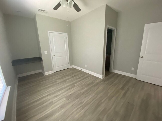 Building Photo - 206 BoniLane Drive #106 (BoniLane Cove)