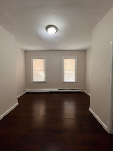 Building Photo - 138 Fulton Ave