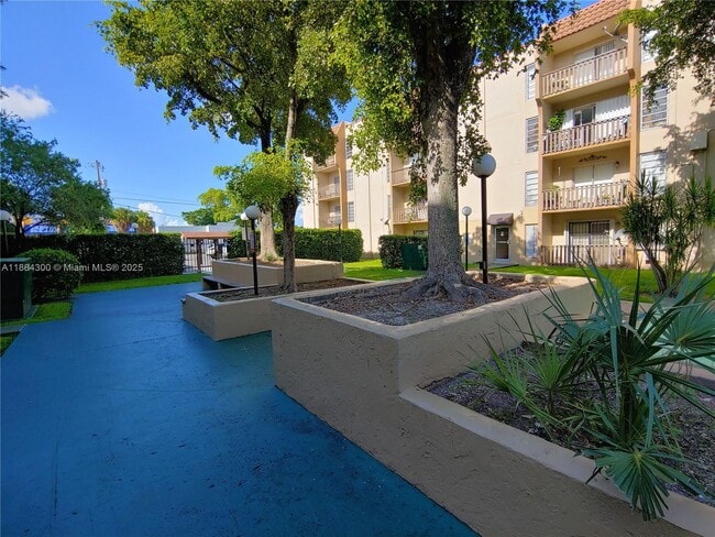 Building Photo - 4715 NW 7th St