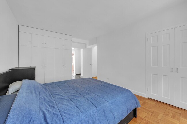 Building Photo - East 46th Street