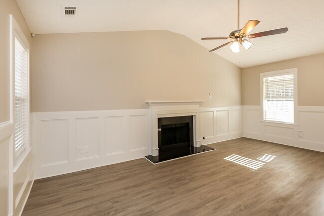 Building Photo - 1243 Blazing Ridge W SW