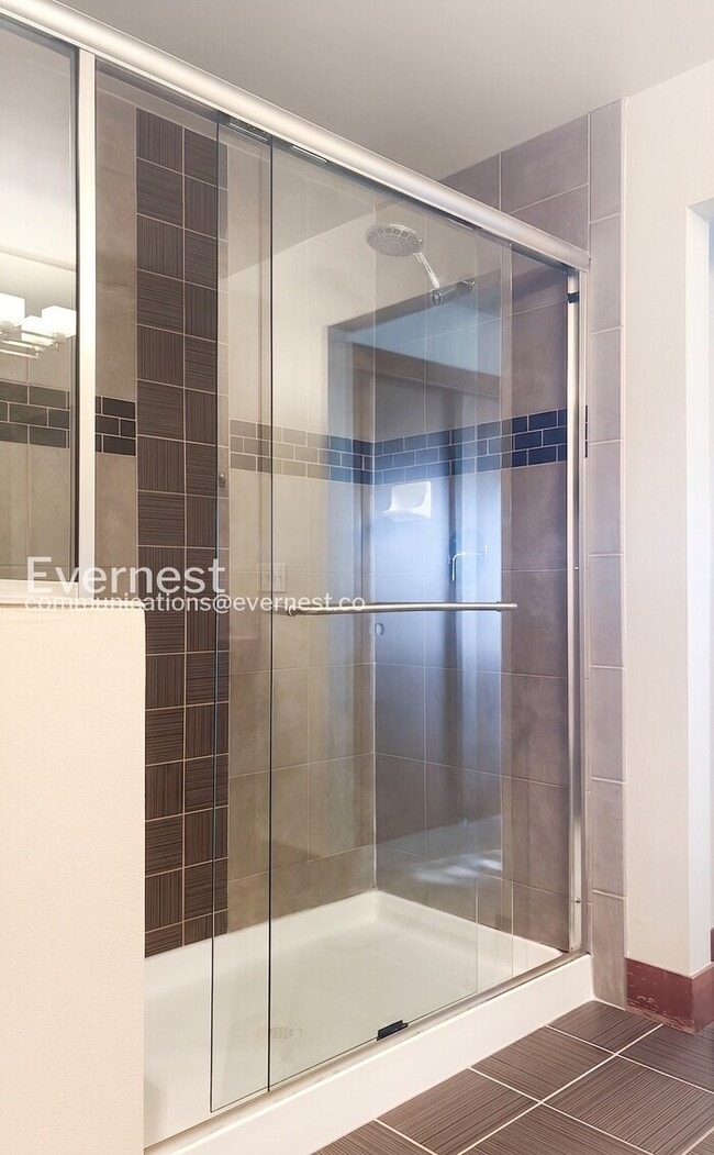 Building Photo - PROMO: Get 50% Off the First Full Month’s Rent when you Move In by 8/15/2026!/3-Bed/2.5-Bath Mode...