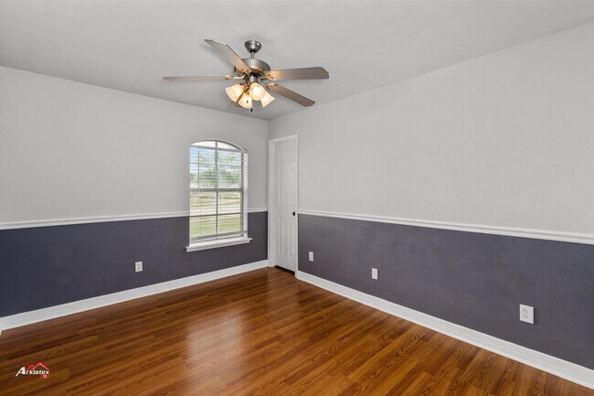 Building Photo - 2309 Tallgrass Cir