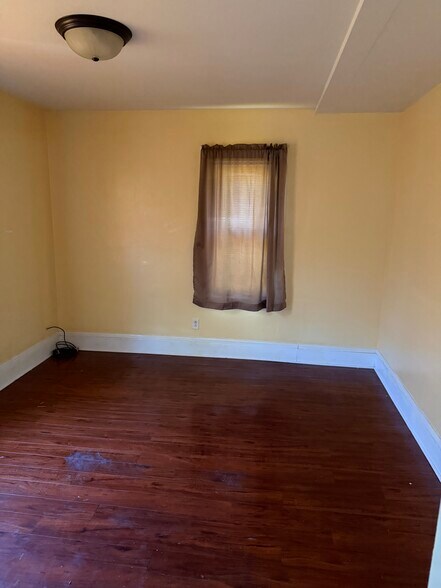 Building Photo - 4051 N 48th St