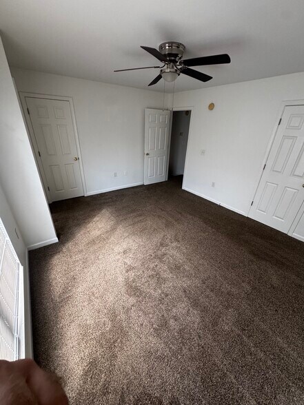 Building Photo - 14 Ridgestone Cir