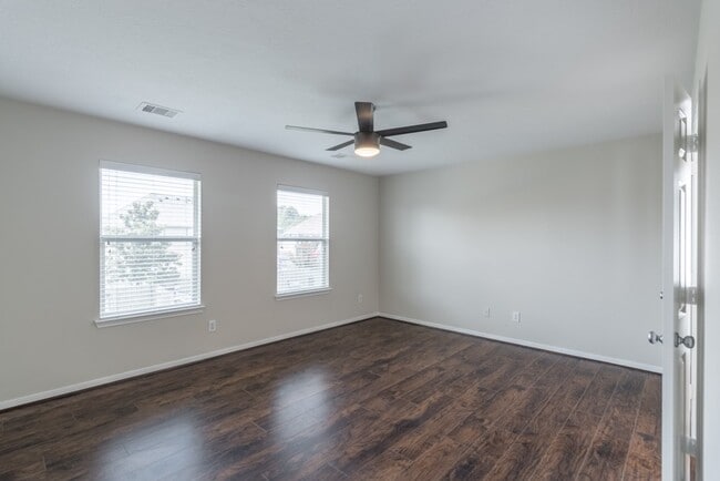 Building Photo - 13619 Northpointe Ridge Ln