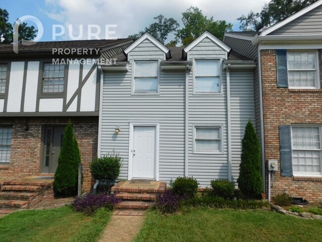 Primary Photo - 755 Cahaba Manor Trail