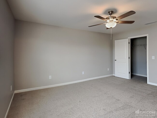 Building Photo - 5007 Red Poll Dr