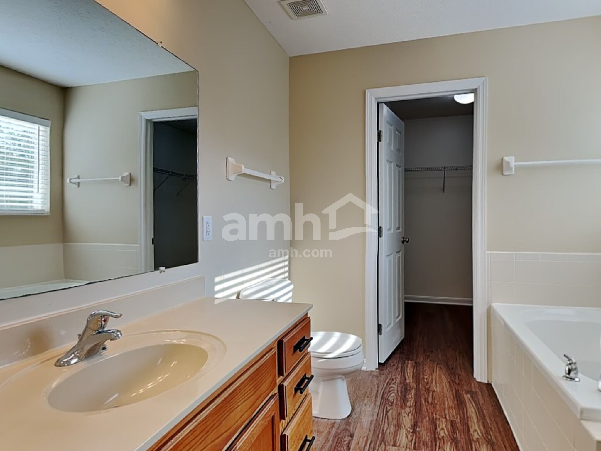 Building Photo - 7638 Sandstone Trl