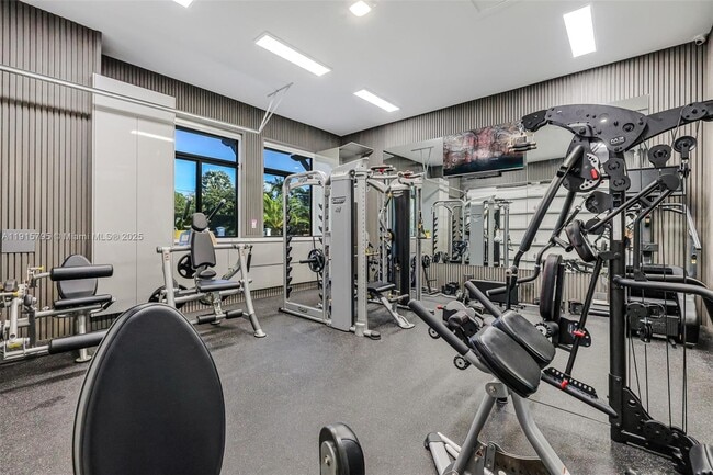 Building Photo - 250 NW 129th Ave