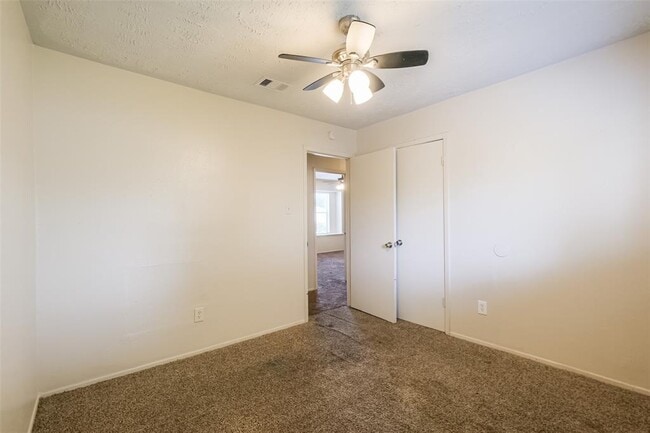 Building Photo - 20223 Regents Corner Ln