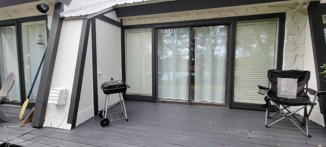 Building Photo - 70 Camp Creek Rd N