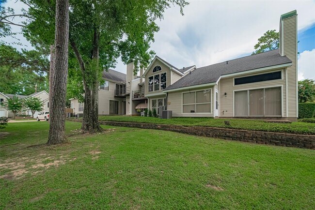 Building Photo - 3315 Golden Trails Dr