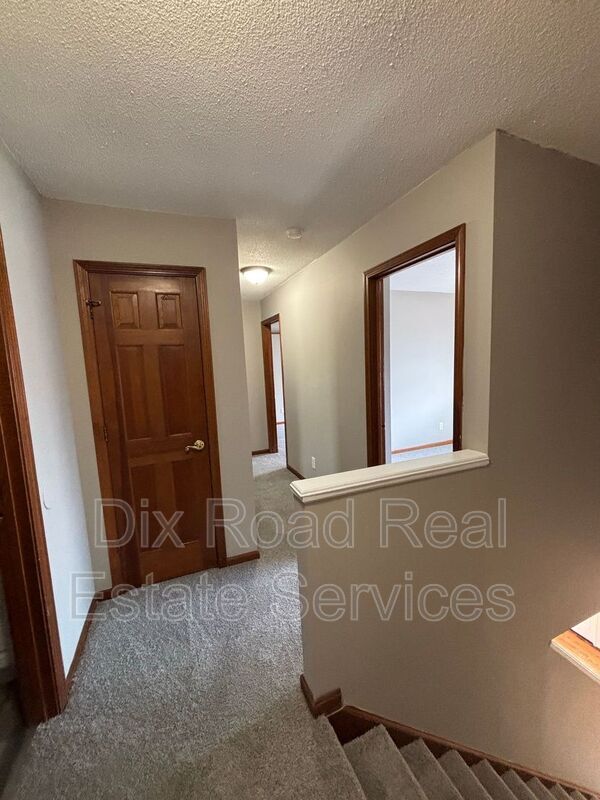 Building Photo - 4537 Rosewood Ct