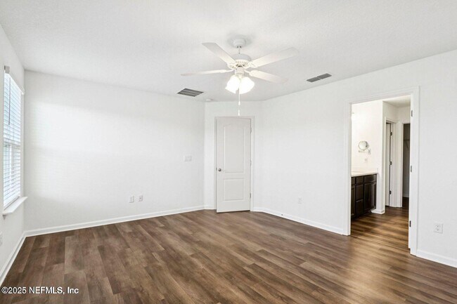 Building Photo - 134 River Mist Dr