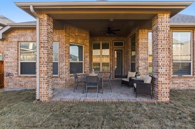 Building Photo - 4110 Maclin Dr