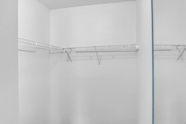 Building Photo - 7951 Southgate Blvd