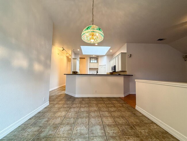 Building Photo - 16908 Cactus Blossom Dr