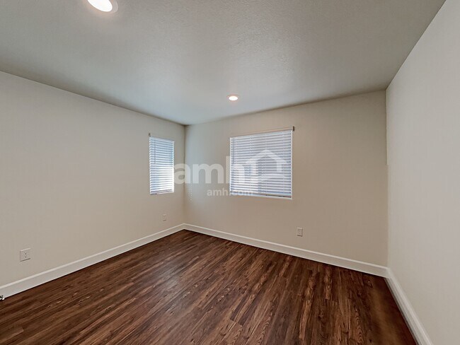 Building Photo - 342 Timber Kate Pl