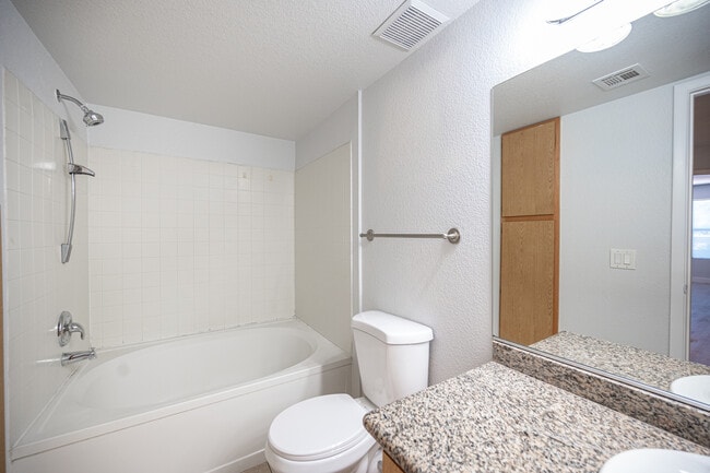 Building Photo - 5055 W Hacienda Ave