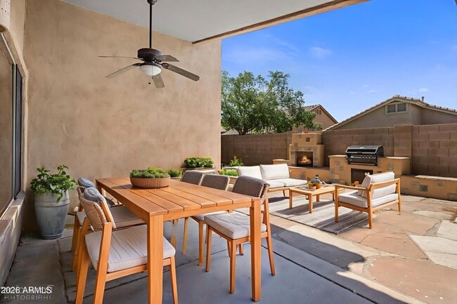 Building Photo - 10307 E Caribbean Ln