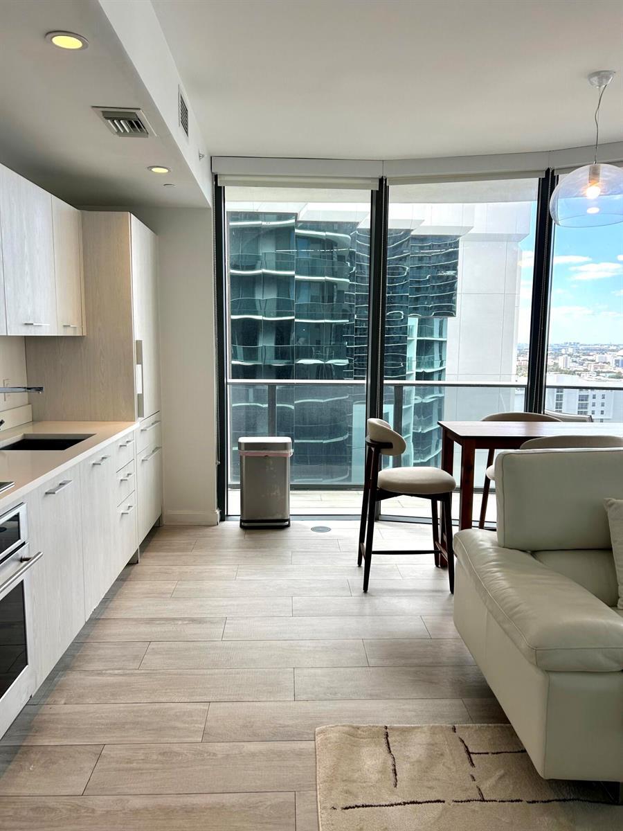 Building Photo - 55 SW 9th St