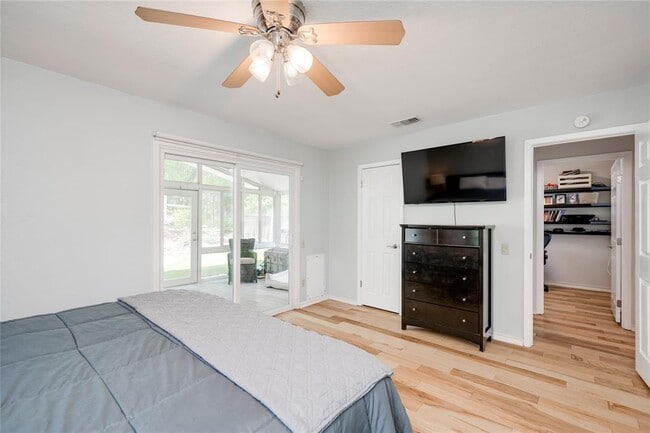 Building Photo - 6621 Mesa Hollow Dr