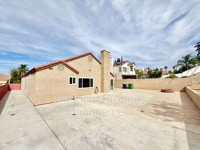 Building Photo - 11938 Venetian Dr