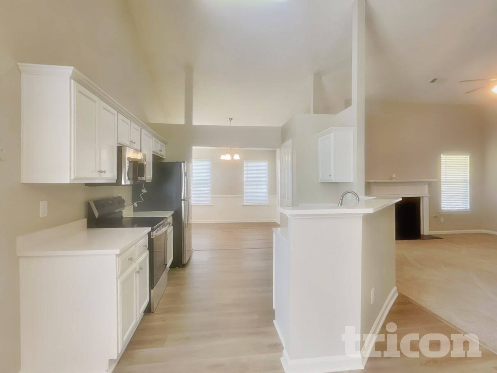 Building Photo - 1469 Buckingham Pl