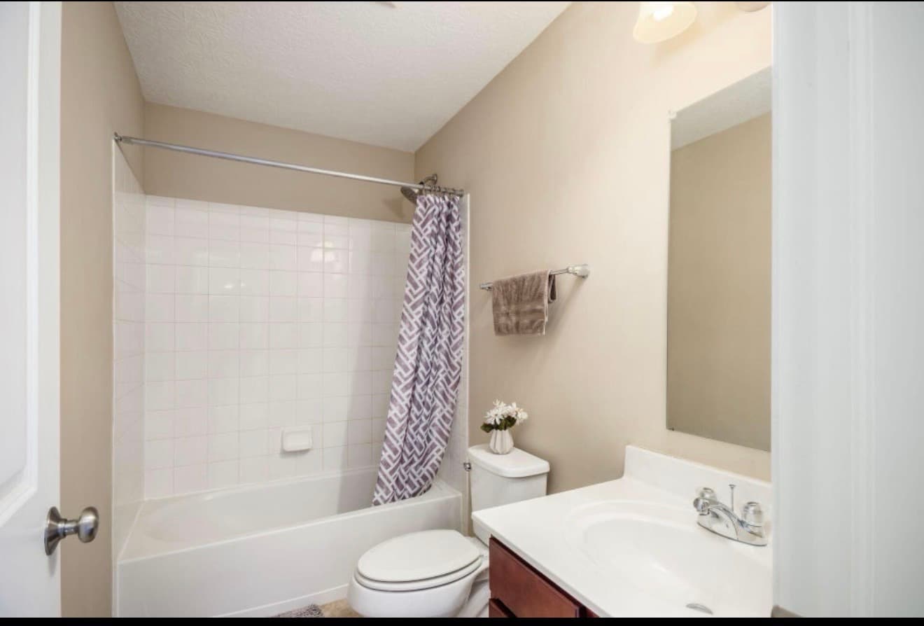 Building Photo - 5266 Copper Creek Dr