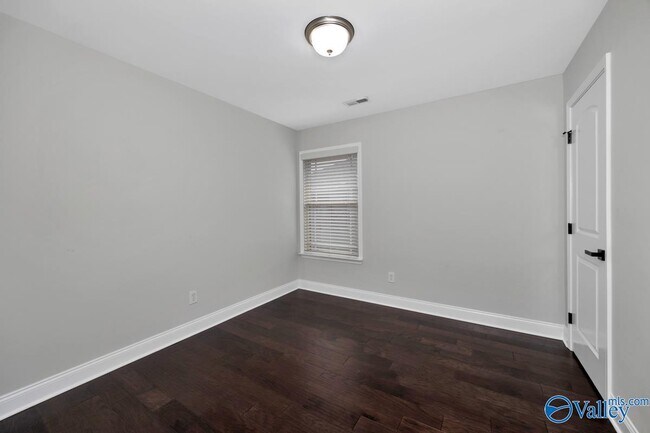 Building Photo - 318 Dovington Dr