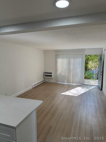 Building Photo - 38 Putnam Green