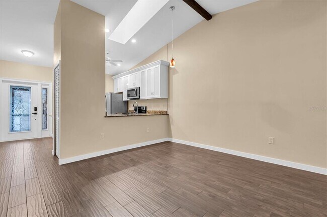 Building Photo - 3203 Charter Club Dr