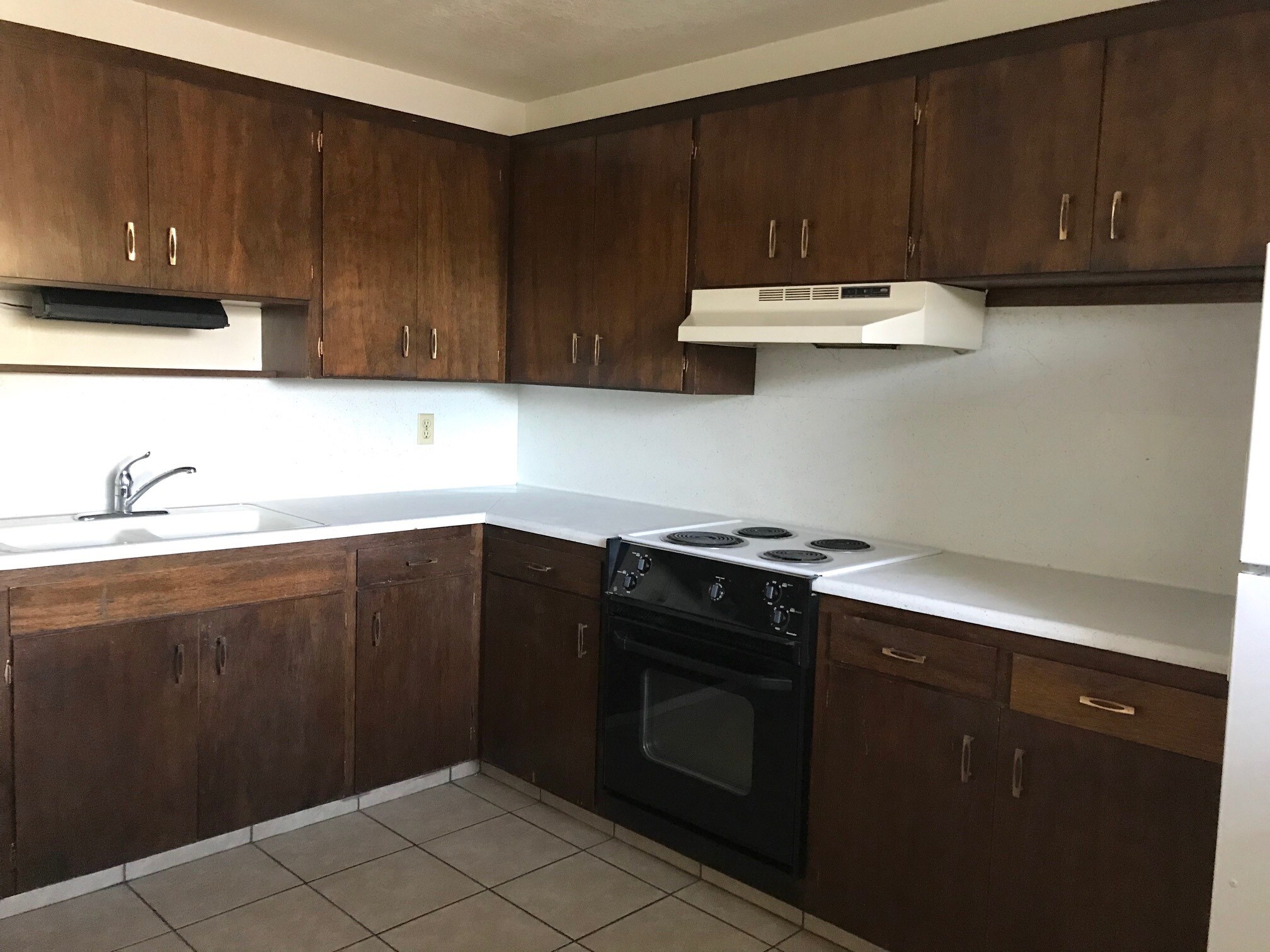 Building Photo - 80 N 200 E