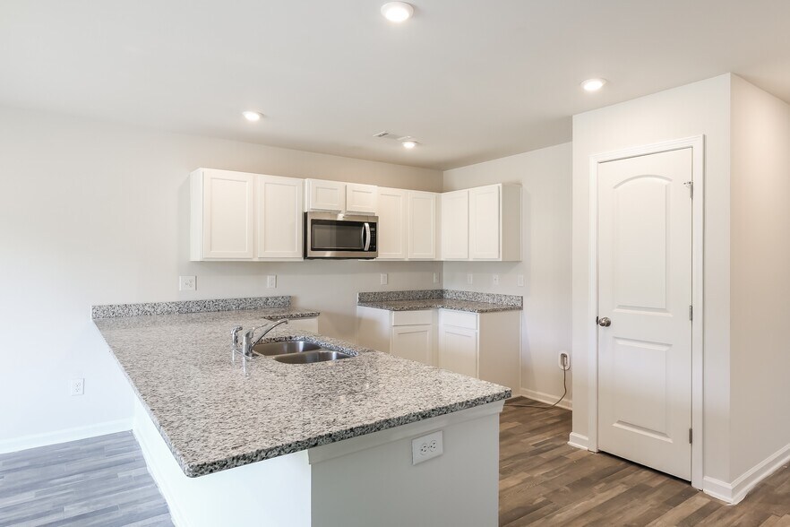 Building Photo - 544 Bella Casa Run