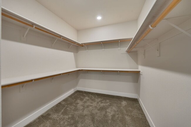 Building Photo - Beautiful Lincoln Home with Solar, 3-Car Garage & Trailer Parking!