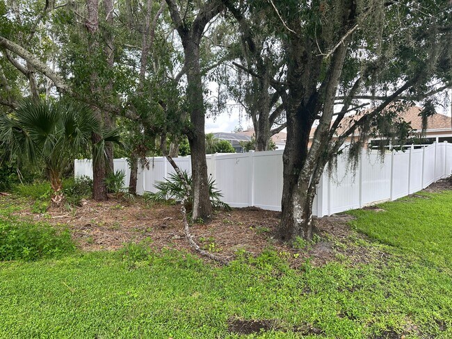 Building Photo - 6535 Meandering Way