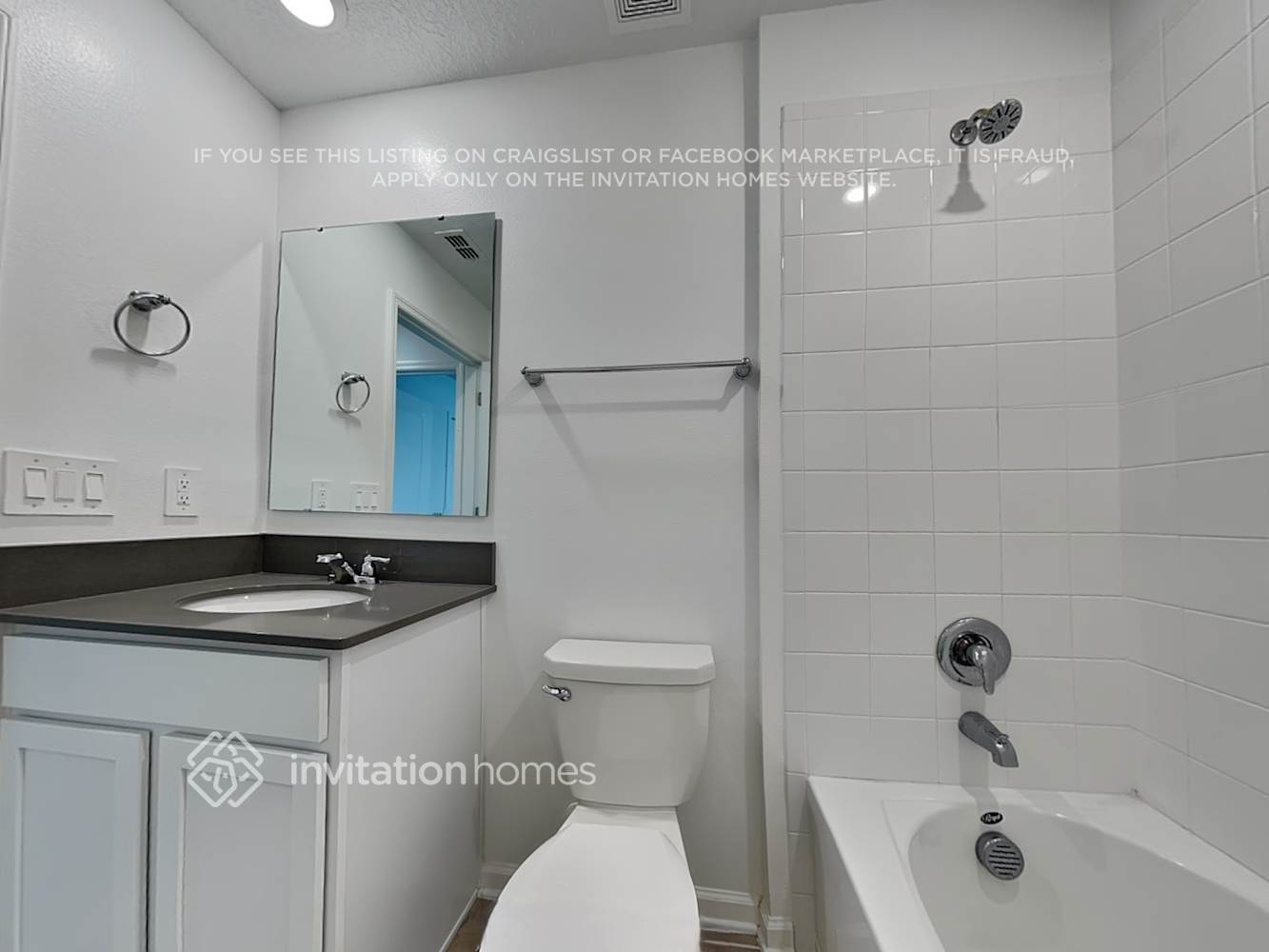 Building Photo - 3007 Blue Bonnet Ln