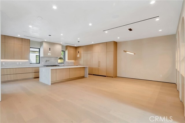 Building Photo - 5149 Beeman Ave