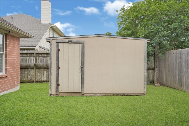 Building Photo - 4102 Caneshaw Dr