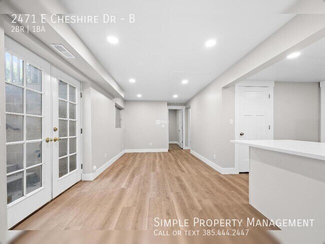 Building Photo - 2471 Cheshire Dr
