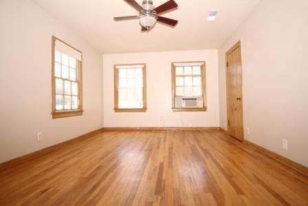 Building Photo - 3600 Kell St