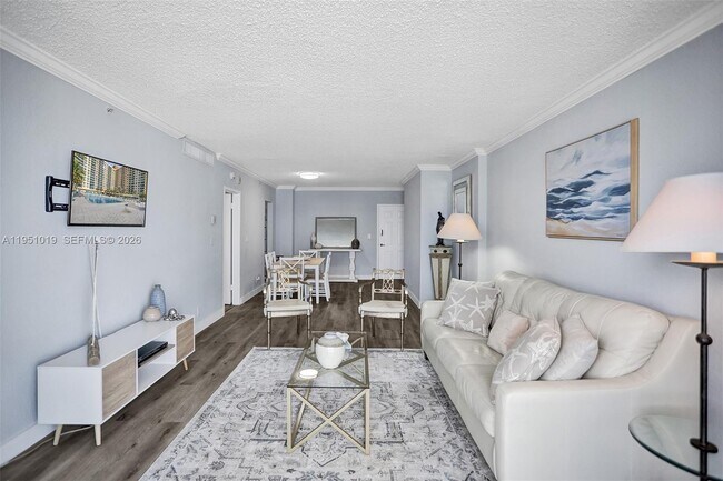 Building Photo - 2501 S Ocean Dr